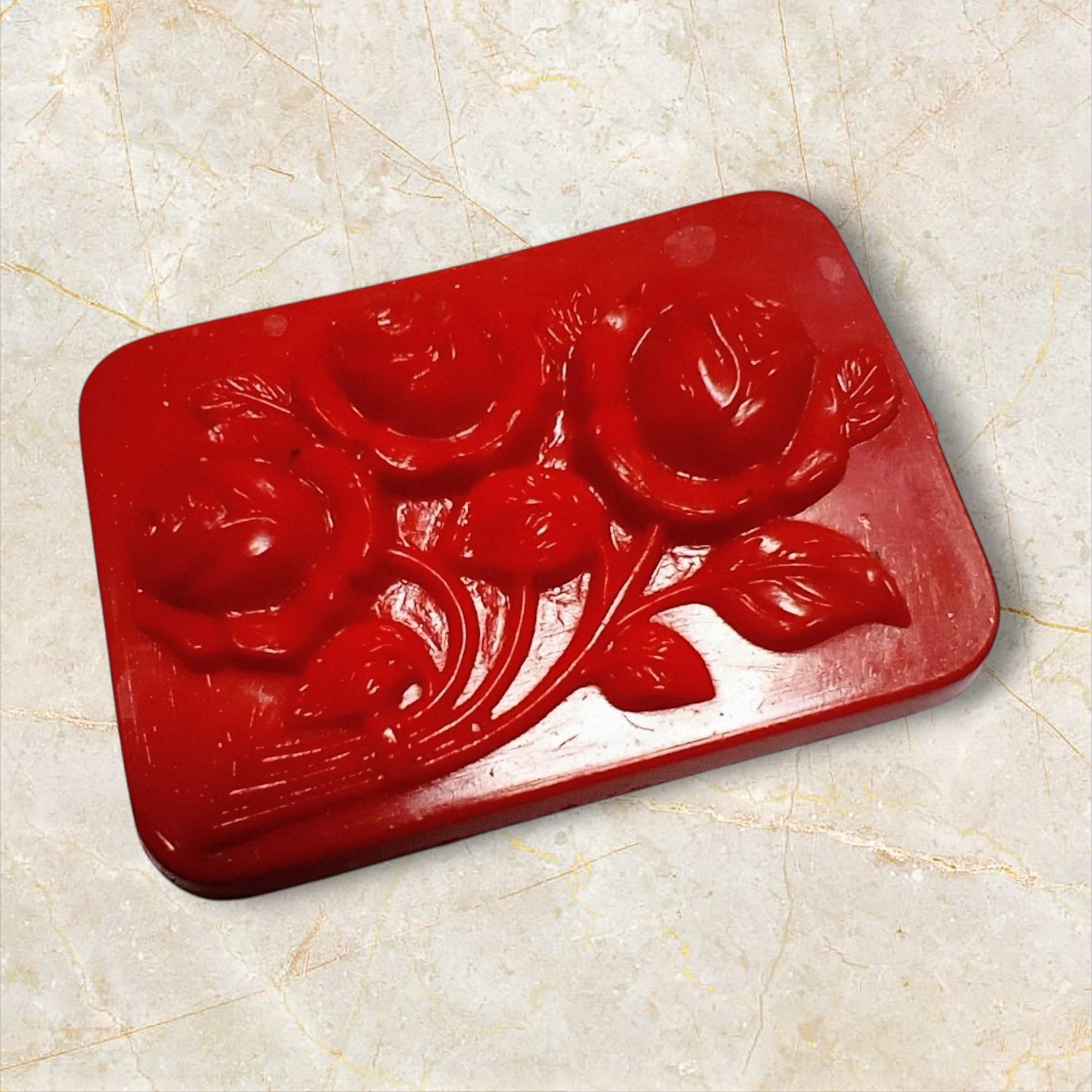 ジャパンヴィンテージモールドフラワー（レッド）33×23ｍｍ1枚目の画像